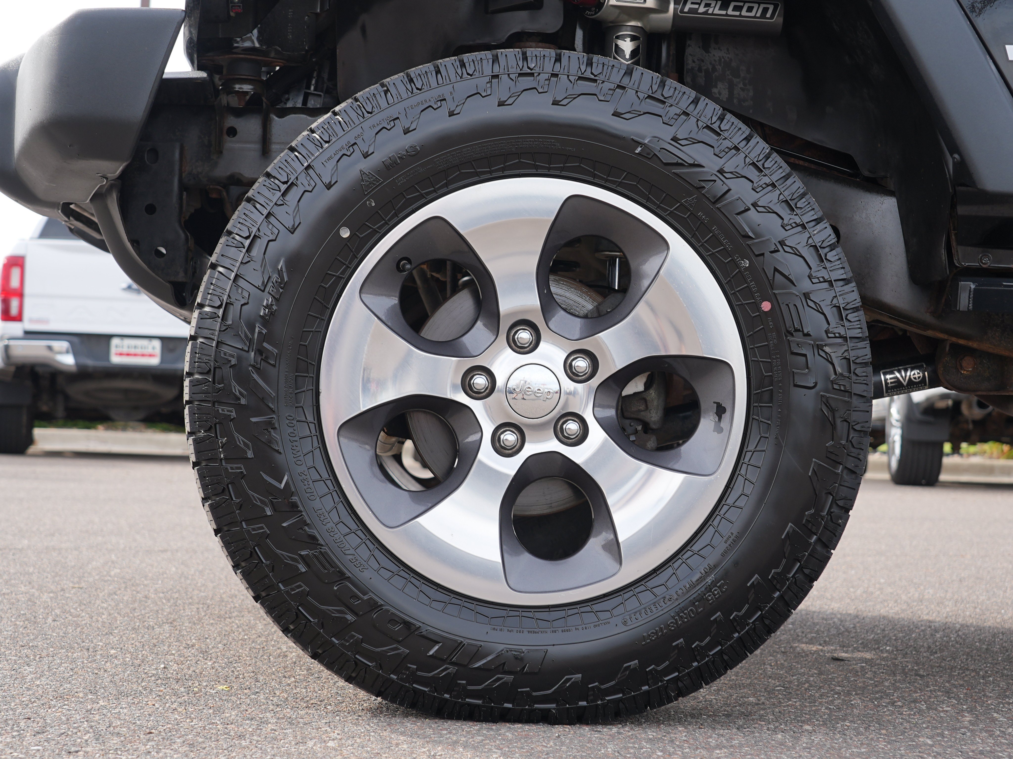 Used 2013 Jeep Wrangler Unlimited Rubicon w/ Dual Top Group AWD/4WD image 10
