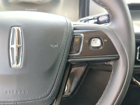 Used 2023 Lincoln Aviator AWD image 14