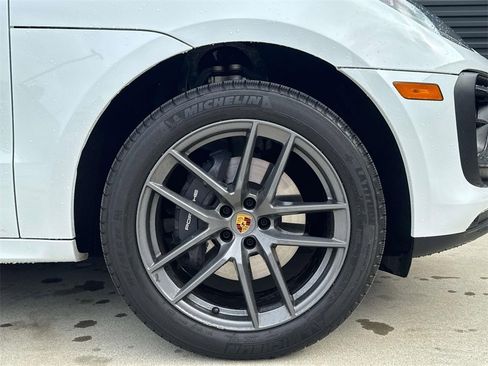 Used 2025 Porsche Macan Turbo image 12