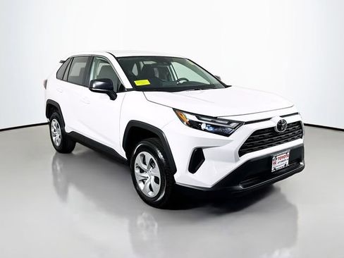 Used 2023 Toyota RAV4 LE image 10