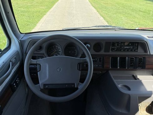 Used 1994 Dodge B350 RWD image 31