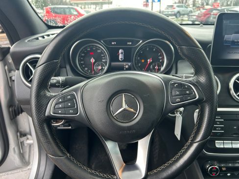 Used 2018 Mercedes-Benz CLA 250 4MATIC w/ AMG Line Exterior image 8