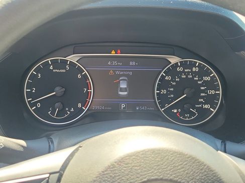 Used 2025 Nissan Altima 2.5 SV FWD image 26