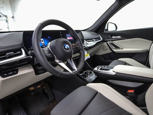 New 2026 BMW X1 xDrive28i w/ Convenience Package image 9