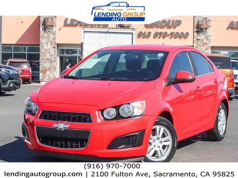Used 2014 Chevrolet Sonic LT image 1