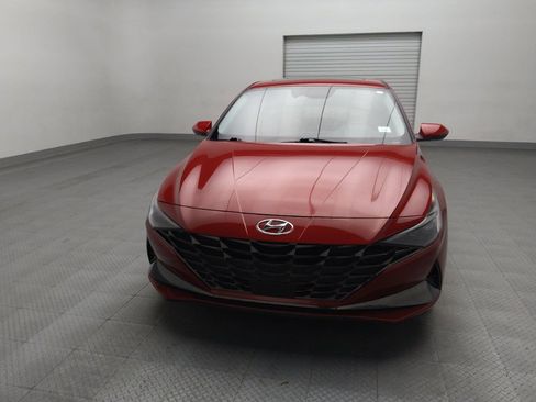 Used 2023 Hyundai Elantra Limited image 15