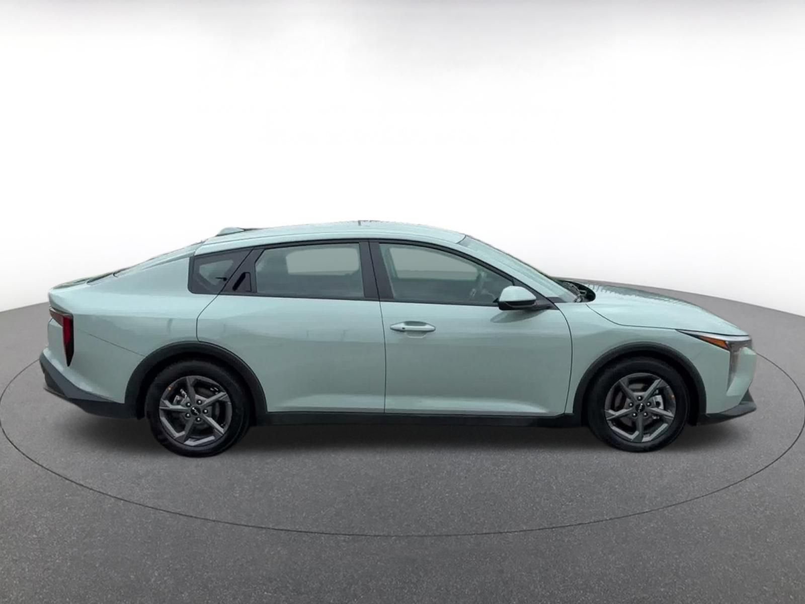Used 2026 Kia K4 FWD image 15