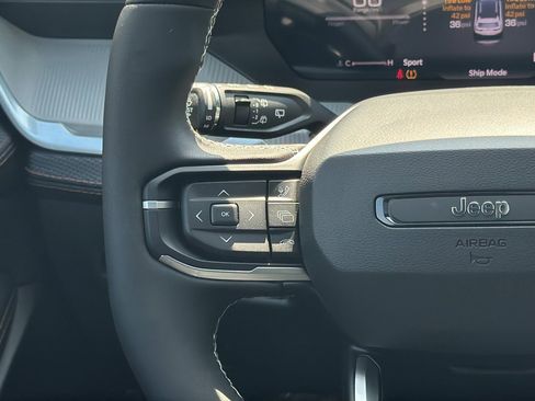 New 2026 Jeep Cherokee Limited image 21