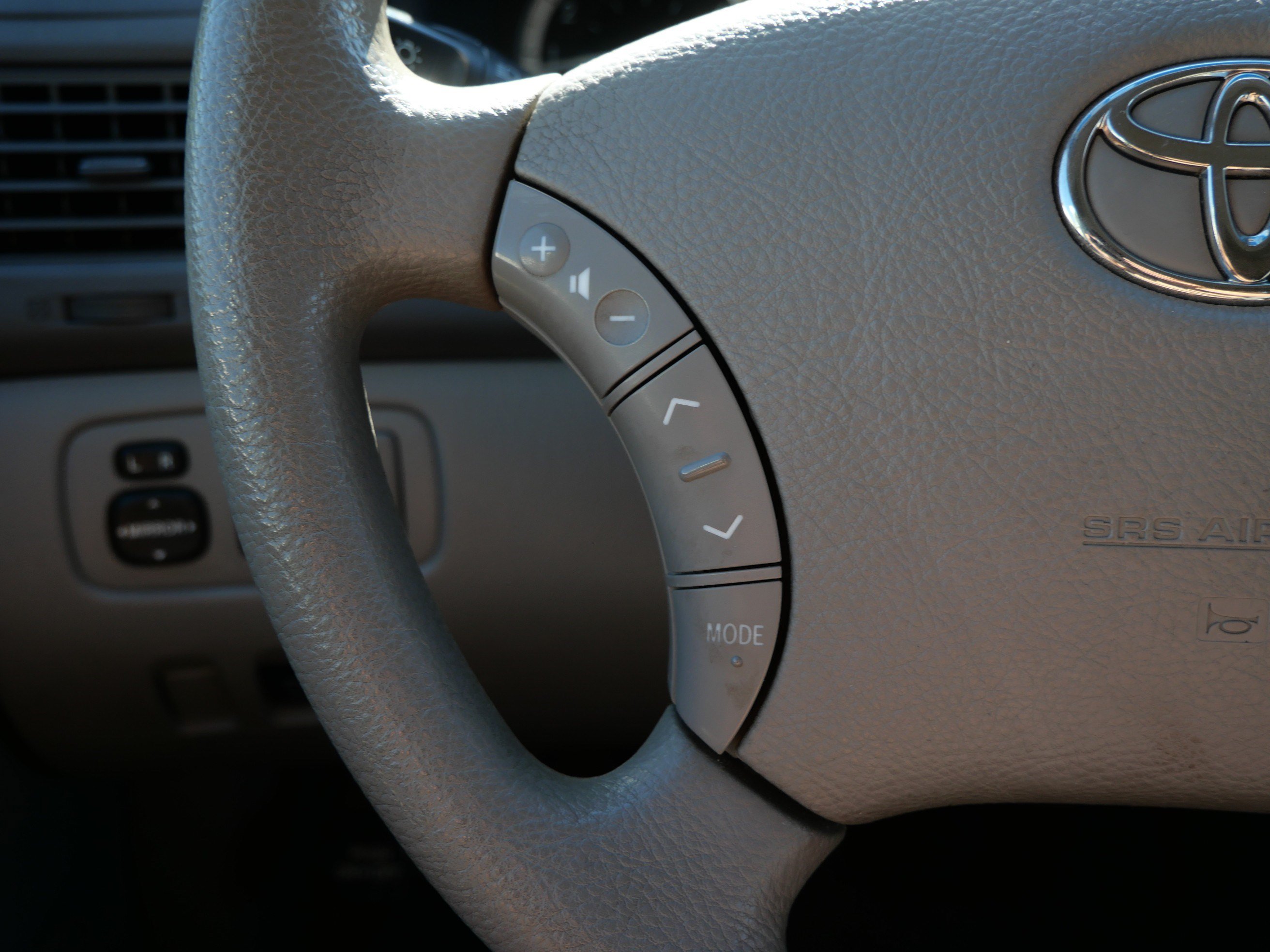 Used 2005 Toyota Sienna CE FWD image 28
