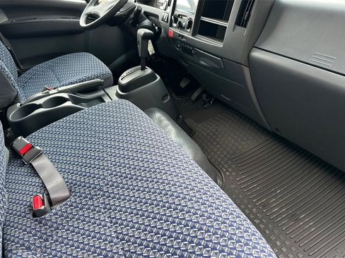 New 2024 Chevrolet Low Cab Forward image 13