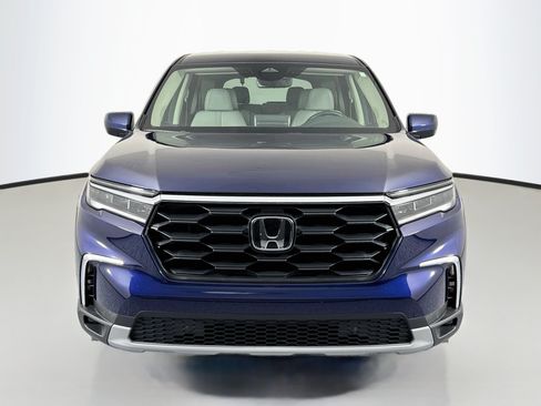 Certified 2024 Honda Pilot EX-L image 2