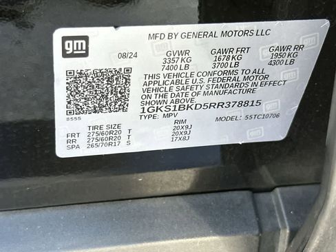 Used 2024 GMC Yukon SLT w/ SLT Luxury Package RWD image 29