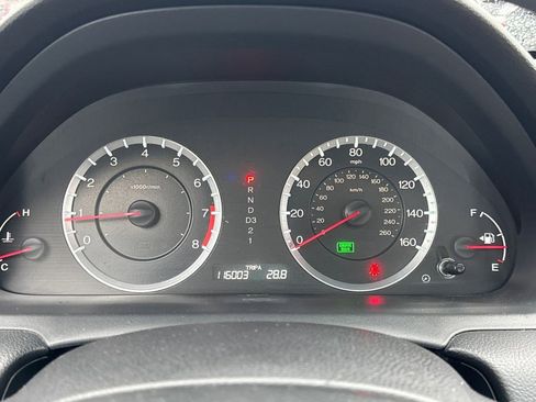 Used 2011 Honda Accord EX-L image 25