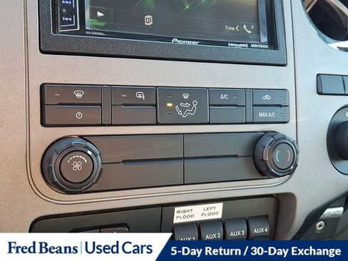 Used 2015 Ford F350 XLT w/ XLT Interior Package image 24