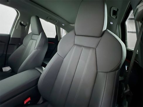 New 2025 Audi Q5 Premium Plus image 10