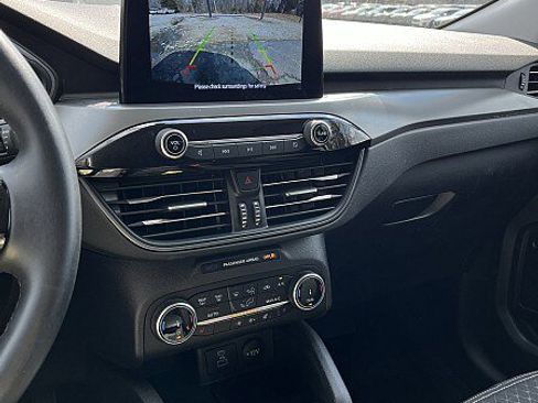 Used 2023 Ford Escape Active w/ Cold Weather Package image 10