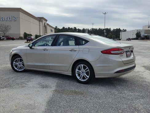 Used 2018 Ford Fusion S image 5