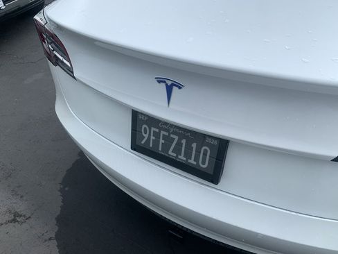 Used 2020 Tesla Model 3 Standard Range Plus RWD image 10
