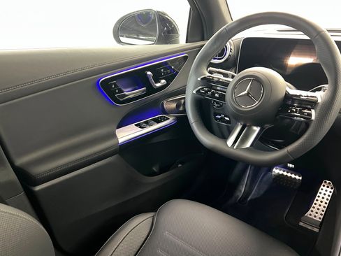 New 2026 Mercedes-Benz GLC 300 4MATIC image 11
