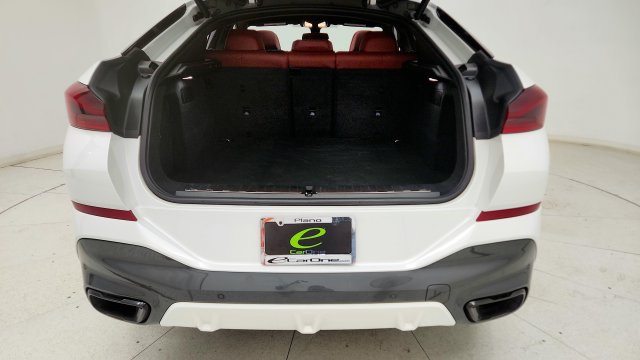 Used 2022 BMW X6 xDrive40i w/ Executive Package AWD/4WD image 30