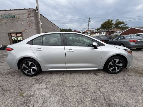 Used 2020 Toyota Corolla LE FWD image 6