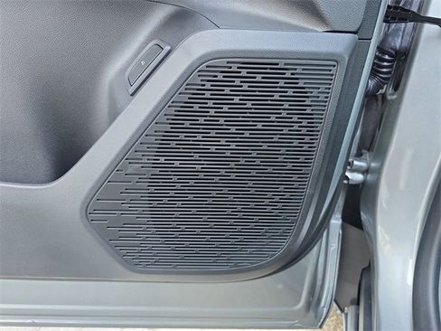 New 2026 GMC Terrain Denali w/ LPO, Black Badging Package image 17