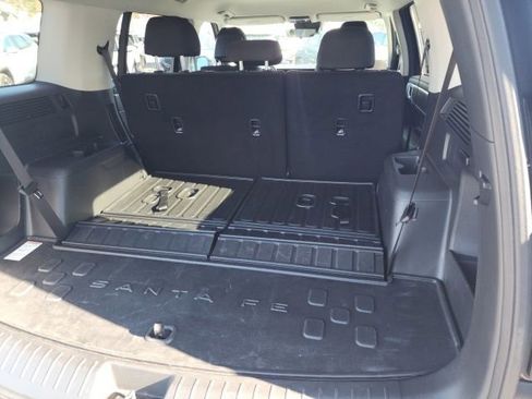 Used 2025 Hyundai Santa Fe SE image 15