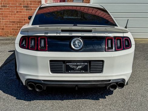 Used 2013 Ford Mustang Shelby GT500 RWD image 35