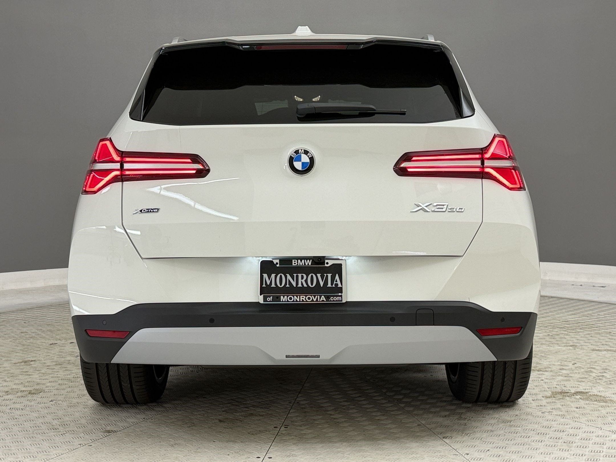 New 2026 BMW X3 xDrive30i w/ Premium Package AWD/4WD image 10