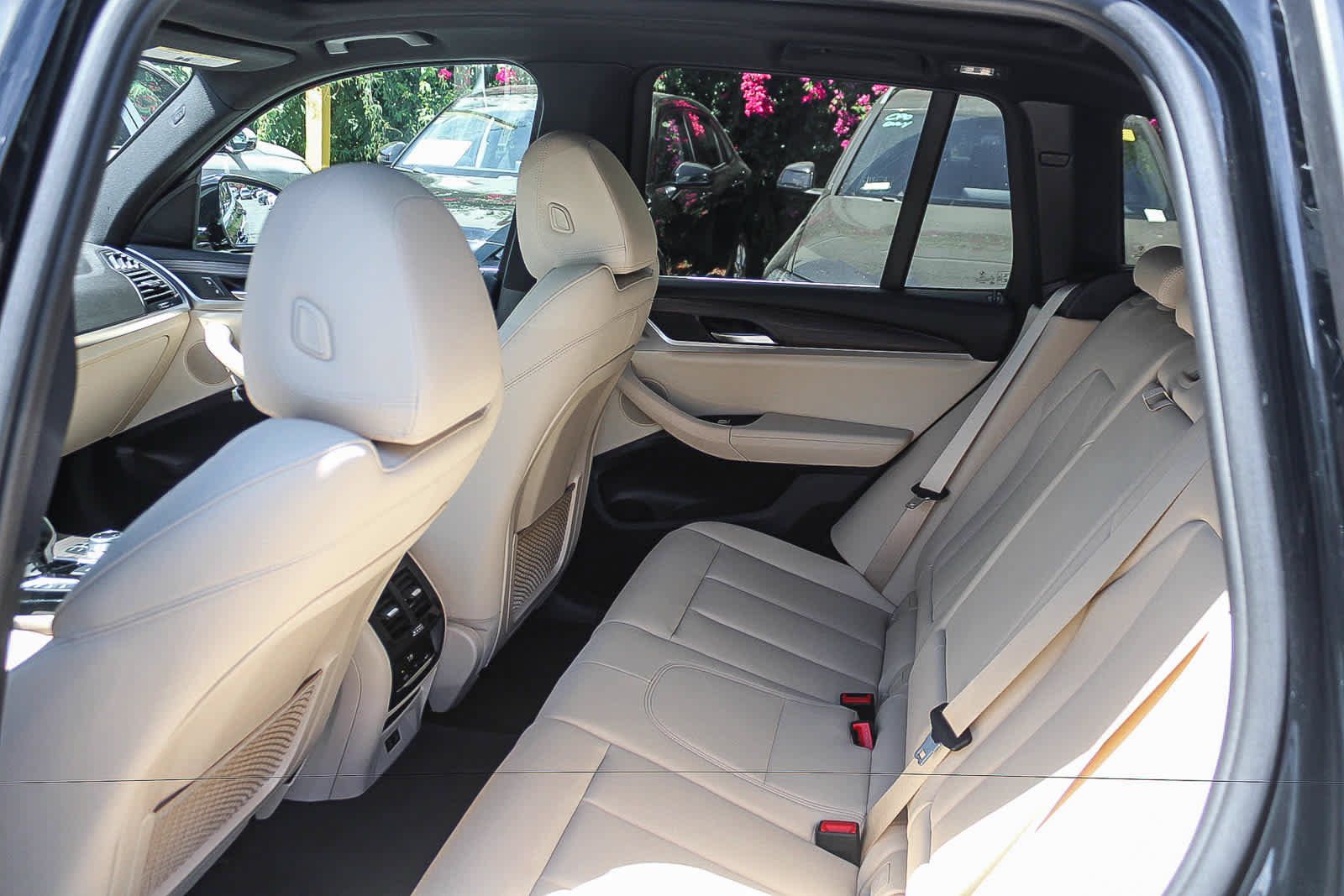 Used 2020 BMW X3 xDrive30i w/ Convenience Package AWD/4WD image 16