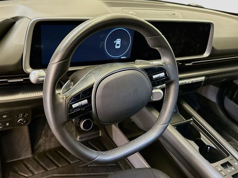 Used 2023 Hyundai Ioniq 6 SE image 18