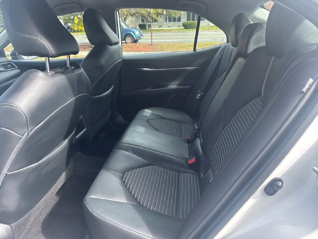 Used 2021 Toyota Camry SE FWD image 26