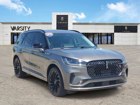 Used 2025 Lincoln Aviator Reserve w/ Equipment Group 201A AWD/4WD image 1
