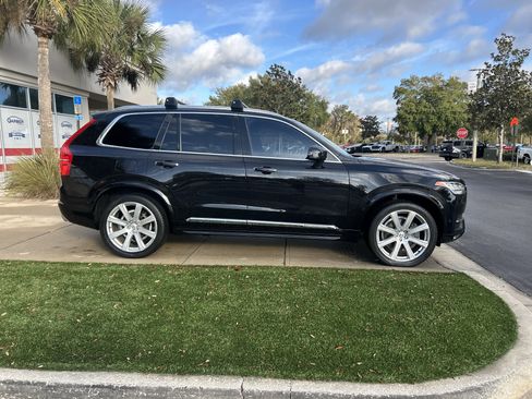 Used 2018 Volvo XC90 T6 Inscription w/ Convenience Package image 2
