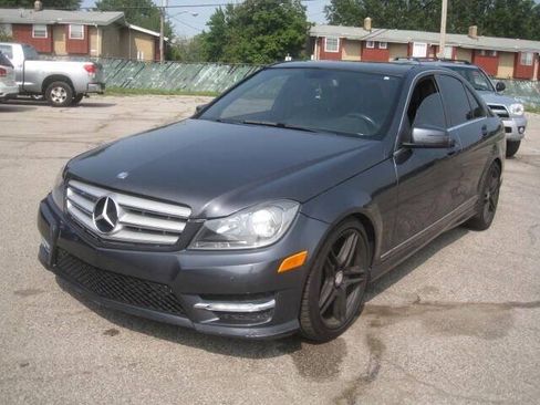 Used 2013 Mercedes-Benz C 250 Sedan image 1