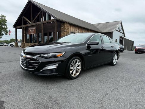 Used 2020 Chevrolet Malibu LT FWD image 2
