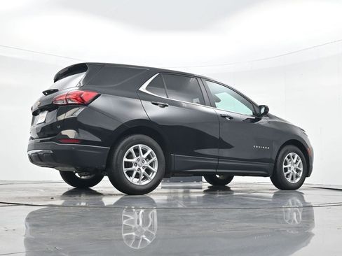 Used 2023 Chevrolet Equinox LT image 29