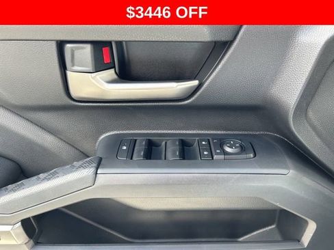 Used 2024 Toyota Tacoma TRD Sport image 19