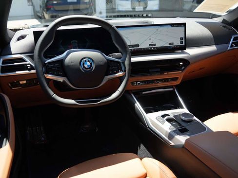 Used 2025 BMW i4 xDrive40i w/ Premium Package AWD/4WD image 7