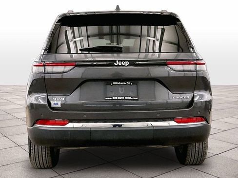 Used 2025 Jeep Grand Cherokee Laredo X w/ Luxury Tech Group I AWD/4WD image 4