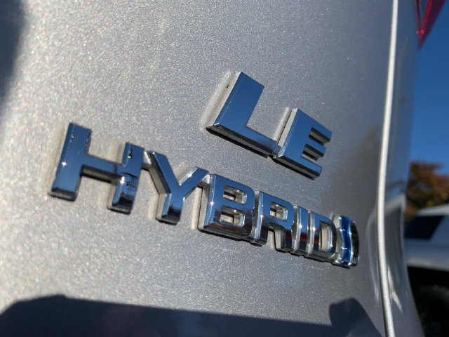 Used 2023 Toyota RAV4 LE AWD/4WD image 35