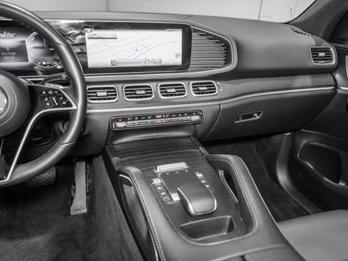 Used 2025 Mercedes-Benz GLE 450e 4MATIC image 32