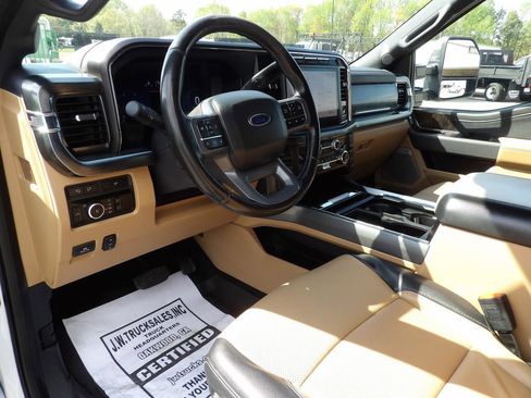 Used 2023 Ford F250 Lariat w/ Chrome Package AWD/4WD image 17