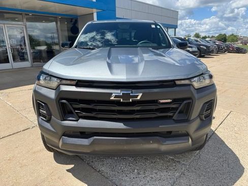 Used 2023 Chevrolet Colorado Trail Boss w/ Advanced Trailering Package AWD/4WD image 9