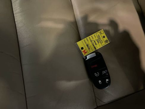 Used 2014 Jeep Grand Cherokee Limited image 26