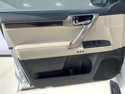 Used 2020 Lexus GX 460 Premium image 19