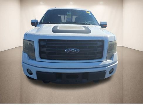 Used 2014 Ford F150 FX4 w/ Equipment Group 402A Luxury image 12
