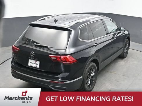 Used 2024 Volkswagen Tiguan SE FWD image 35
