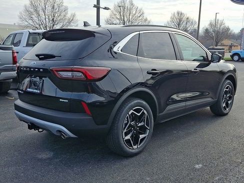New 2026 Ford Escape Platinum w/ Premium Technology Package AWD/4WD image 3