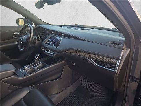 Used 2020 Cadillac XT4 Sport w/ Enhanced Visibility Package FWD image 21